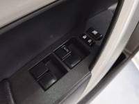 TOYOTA - COROLLA - 2014/2015 - Branca - R$ 81.900,00