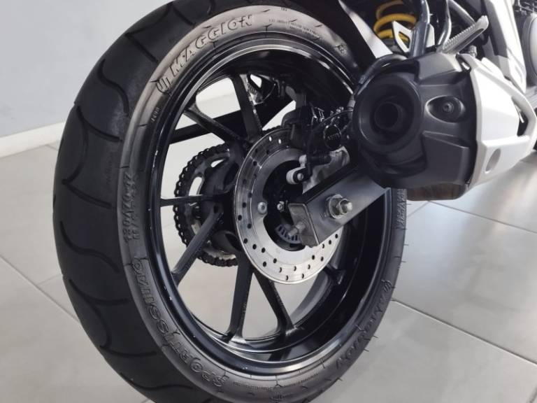 YAMAHA - FAZER - 2022/2022 - Azul - R$ 20.900,00