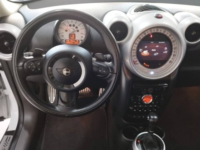 MINI - COUNTRYMAN - 2010/2011 - Branca - R$ 92.000,00
