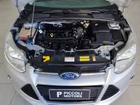 FORD - FOCUS - 2014/2015 - Prata - R$ 59.900,00