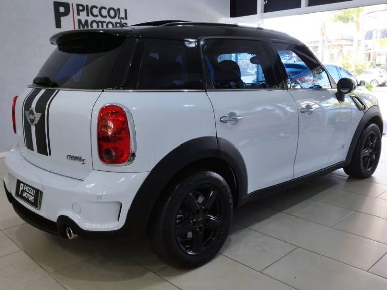 MINI - COUNTRYMAN - 2010/2011 - Branca - R$ 92.000,00
