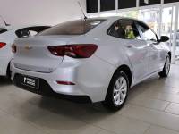 CHEVROLET - ONIX - 2020/2021 - Prata - R$ 72.900,00