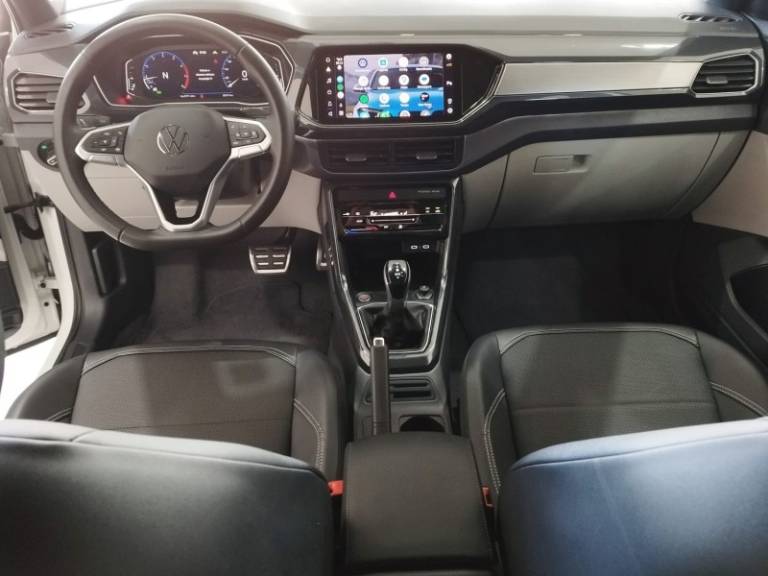 VOLKSWAGEN - T-CROSS - 2022/2023 - Branca - R$ 134.900,00