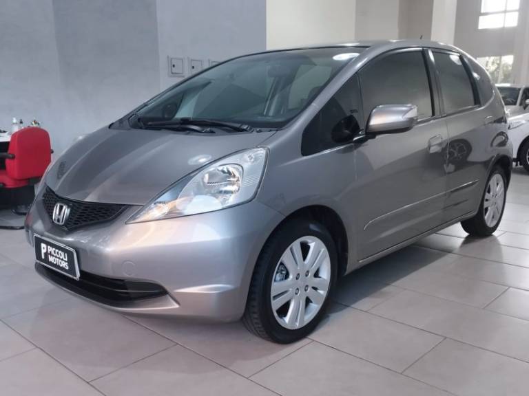 HONDA - FIT - 2011/2012 - Cinza - R$ 49.900,00