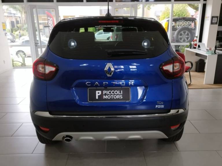 RENAULT - CAPTUR - 2021/2022 - Azul - R$ 113.900,00