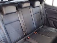 VOLKSWAGEN - T-CROSS - 2022/2023 - Branca - R$ 129.900,00