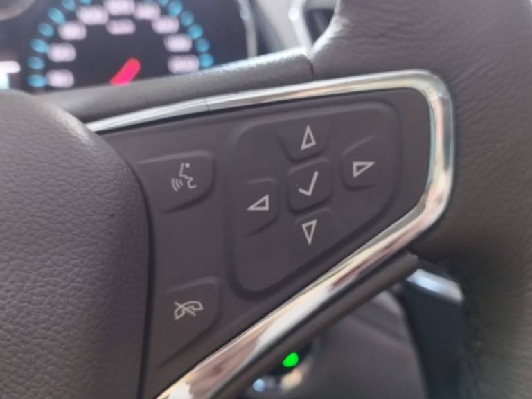 CHEVROLET - CRUZE - 2019/2019 - Prata - R$ 109.900,00