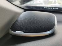 TOYOTA - HILUX - 2023/2023 - Branca - R$ 279.900,00