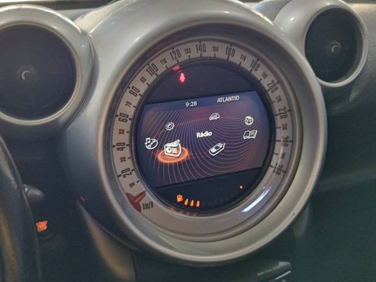 MINI - COUNTRYMAN - 2010/2011 - Branca - R$ 92.000,00