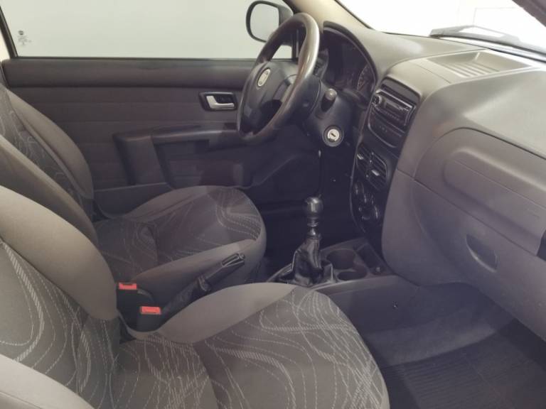 FIAT - STRADA - 2014/2015 - Branca - R$ 49.900,00