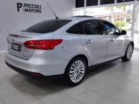 FORD - FOCUS - 2017/2018 - Prata - R$ 78.900,00