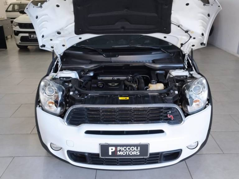 MINI - COUNTRYMAN - 2010/2011 - Branca - R$ 92.000,00