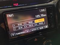 TOYOTA - ETIOS CROSS - 2017/2018 - Branca - R$ 64.900,00