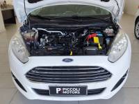 FORD - FIESTA - 2016/2017 - Branca - R$ 59.900,00