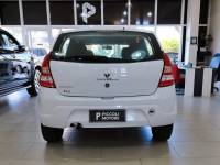 RENAULT - SANDERO - 2012/2012 - Branca - R$ 30.900,00