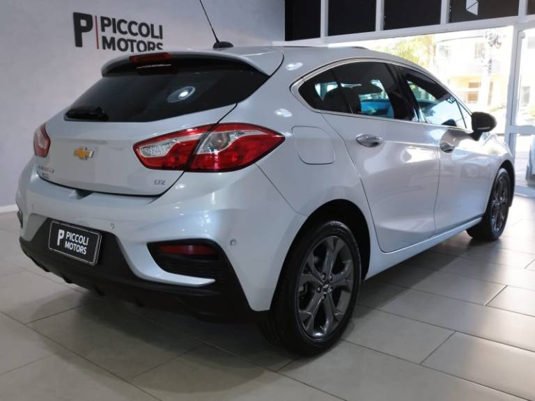 CHEVROLET - CRUZE - 2019/2019 - Prata - R$ 109.900,00
