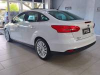 FORD - FOCUS - 2016/2016 - Branca - R$ 69.900,00