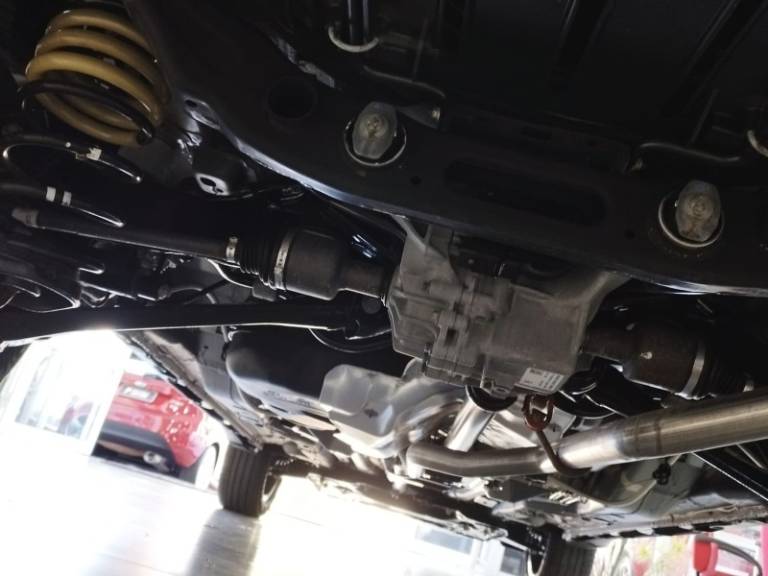 FIAT - TORO - 2021/2022 - Prata - R$ 132.900,00