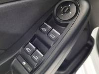 FORD - FIESTA - 2015/2016 - Branca - R$ 59.900,00