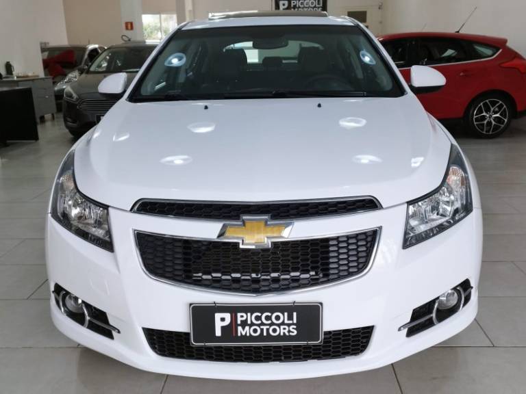 CHEVROLET - CRUZE - 2013/2014 - Branca - R$ 72.900,00