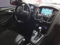 FORD - FOCUS - 2017/2018 - Prata - R$ 78.900,00