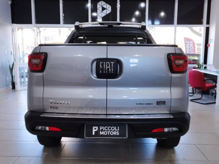 FIAT - TORO - 2021/2022 - Prata - R$ 132.900,00
