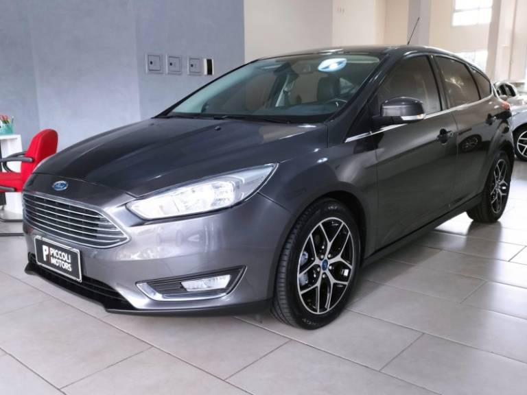 FORD - FOCUS - 2016/2016 - Cinza - R$ 65.900,00
