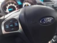 FORD - FIESTA - 2016/2017 - Branca - R$ 59.900,00