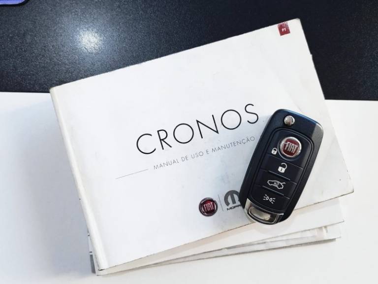 FIAT - CRONOS - 2018/2019 - Branca - R$ 65.900,00